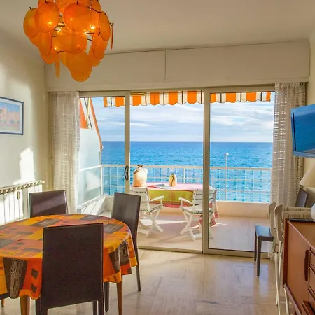 Appartement Superbe 2P climatisé avec terrasses, garage et piscine, face à la mer. - FR-1-196-222 Menton