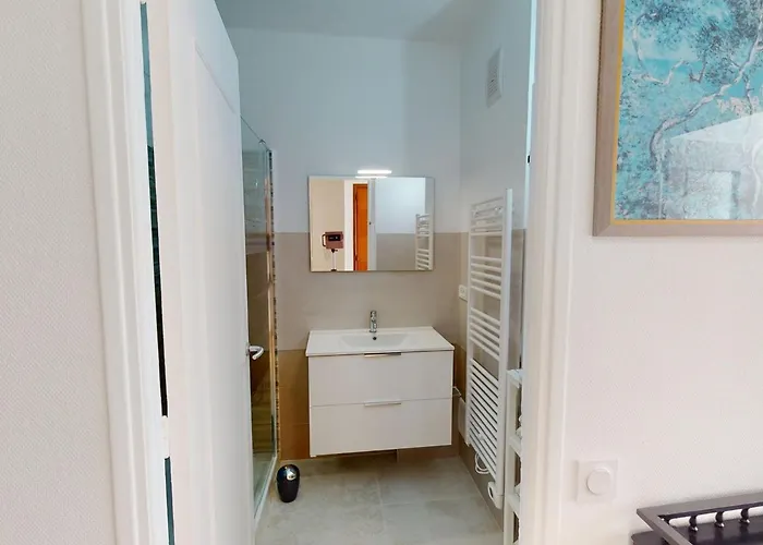 2p A Avec Terrasse, Climatisation Et Garage - Fr-1-196-222 Apartmán *