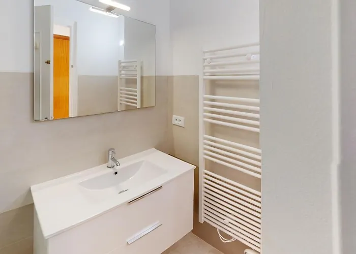 2p A Avec Terrasse, Climatisation Et Garage - Fr-1-196-222 Apartmán *