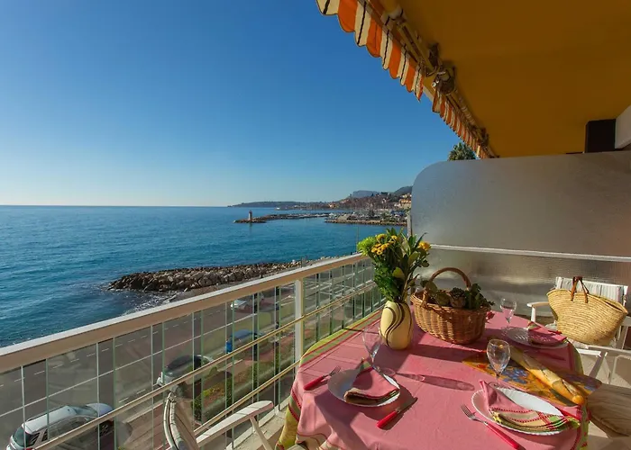 2p A Avec Terrasse, Climatisation Et Garage - Fr-1-196-222 Apartmán