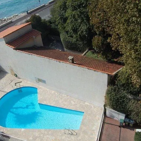 Apartment 2P A Menton Avec Terrasse, Climatisation Et Garage - Fr-1-196-222