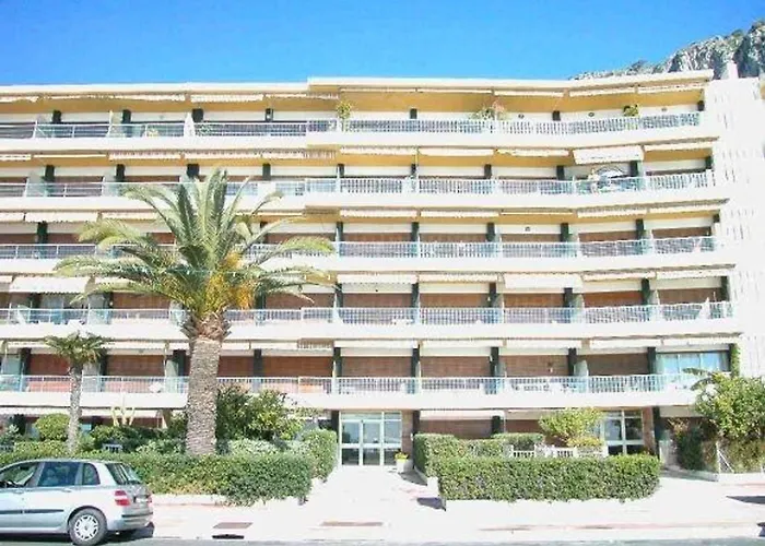 2p A Avec Terrasse, Climatisation Et Garage - Fr-1-196-222 * מנטון